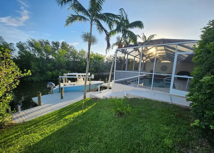 Modern Saltwater Front Home With A Private Pool