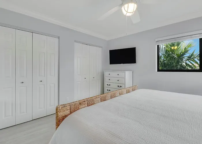 Sailfish Suites - 12 - Waterfront Lodging