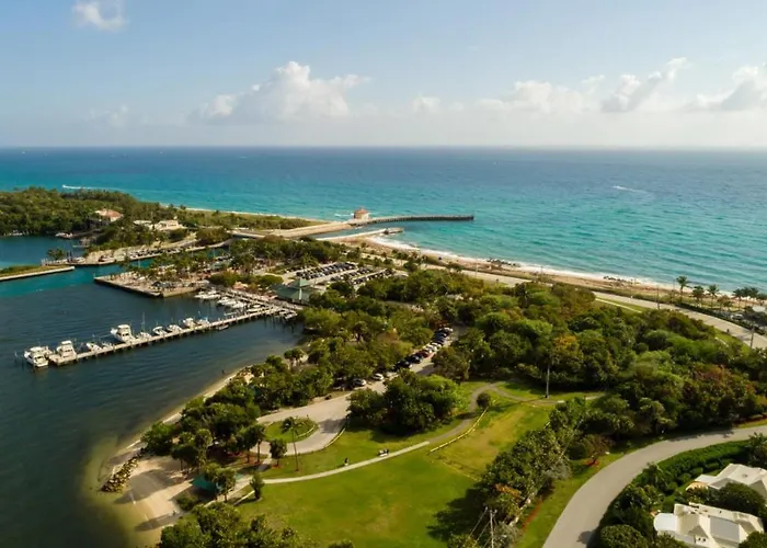 Studio With Rooftop Pool In Boynton Beach