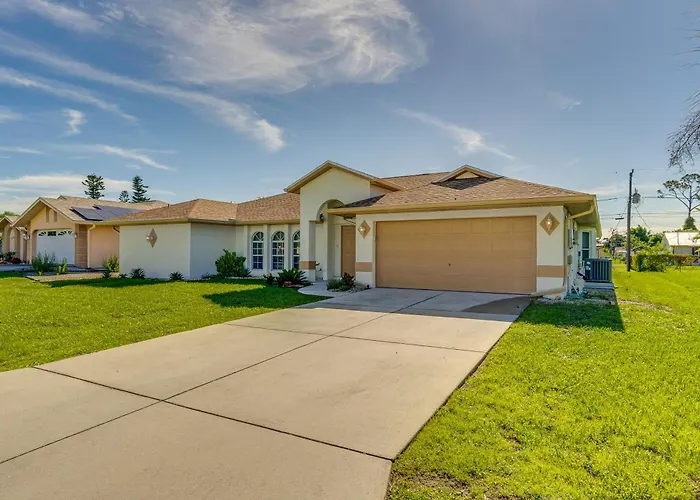 Port Charlotte Home ~ 3 Mi To Beach & Harbor!