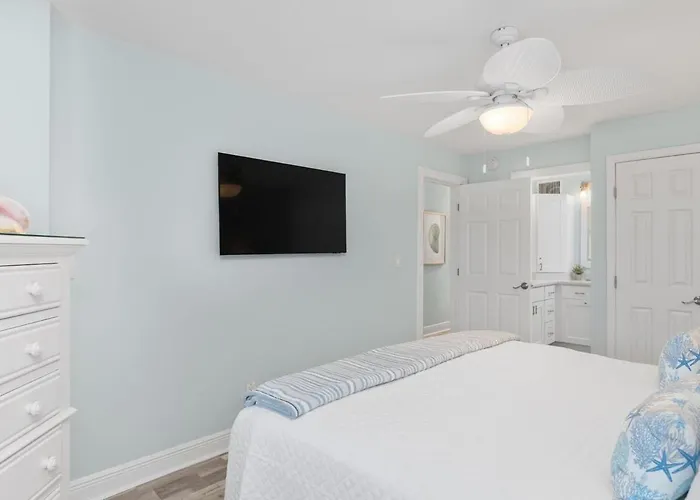 Bayside Villa 4208