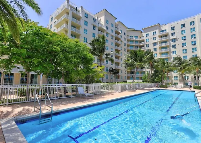1Br Rooftop Pool-10 Min Walk To Beach