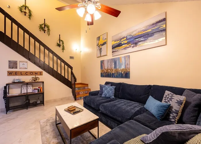 Townhome In Pbg, King Bed, Pergola, Bbq & Fire Pit
