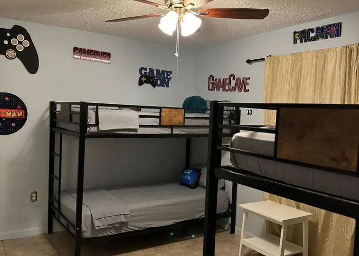 Beds & Sheets Downtown