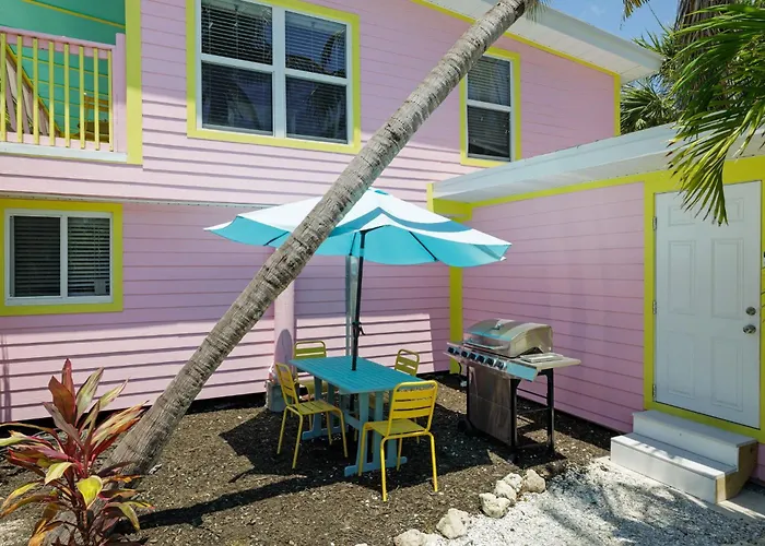 The Egret Residence At The Sandpiper Inn Bikes Beachgear