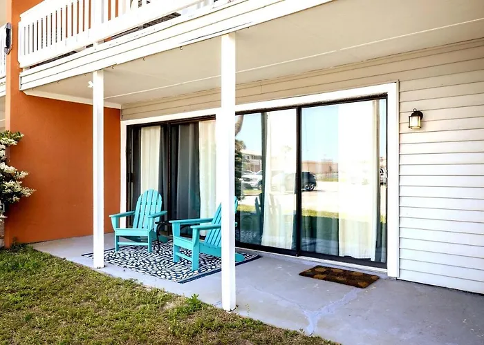 Kings Cove Central Destin 3 Community Pools