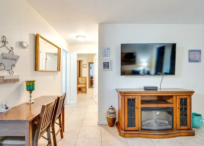 Apt 4 Mi To Ocala Dtwn Square! Easy Us-301 Access