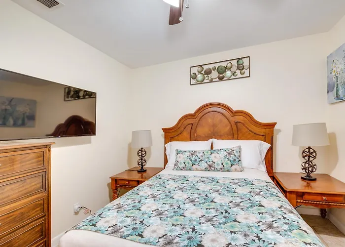 Apt 4 Mi To Ocala Dtwn Square! Easy Us-301 Access