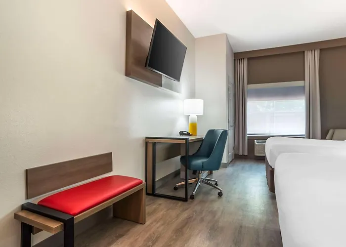 Comfort Inn & Suites Crestview South
