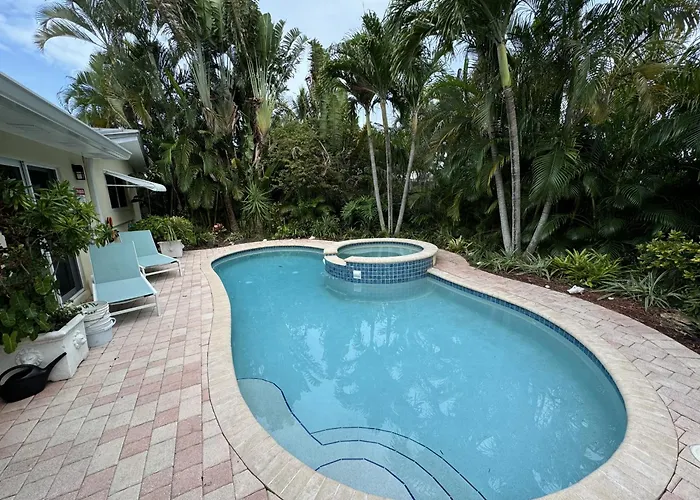 Tropical Dream Heated Pool House