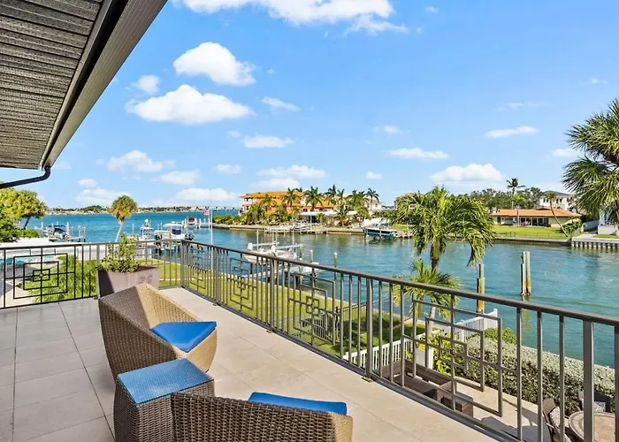 Peaceful Haven Waterfront Home