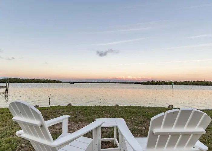 The Goodland Bay Cottage