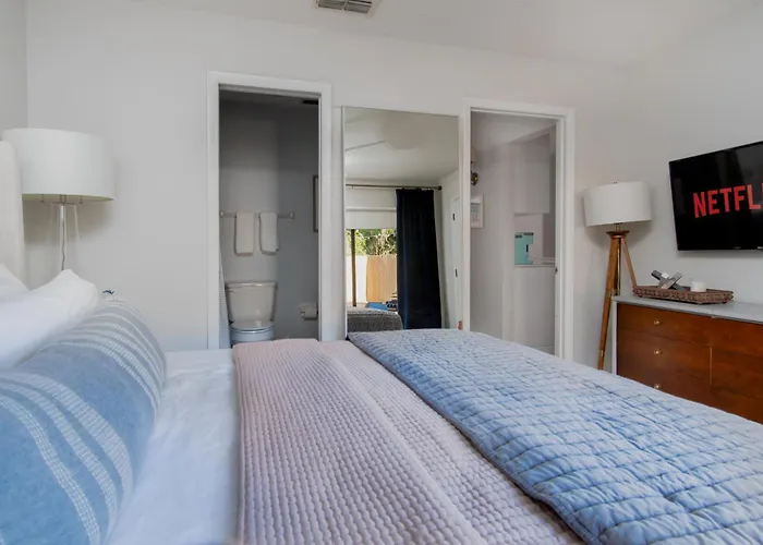 Quiet, Convenient & Modern Haven
