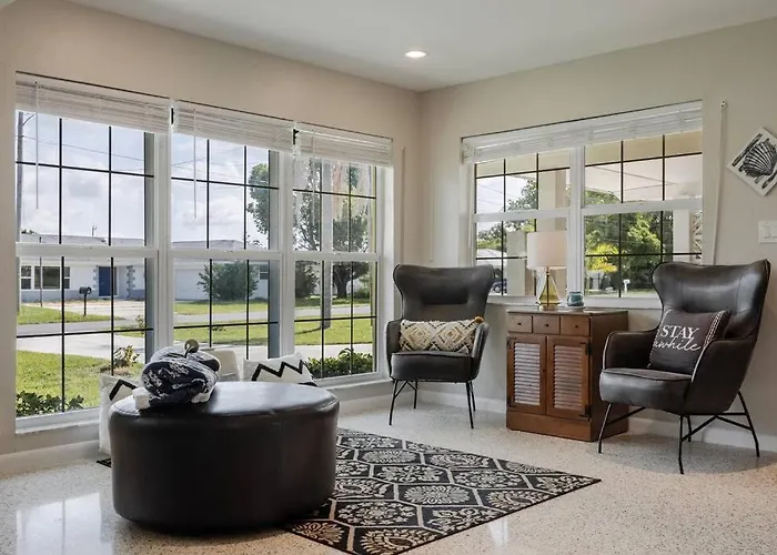 Welcome To Sanctuary & Flair - Casa De Photograph