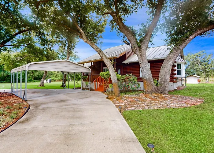 Waterfront Views! Countryside Cabin In Clermont