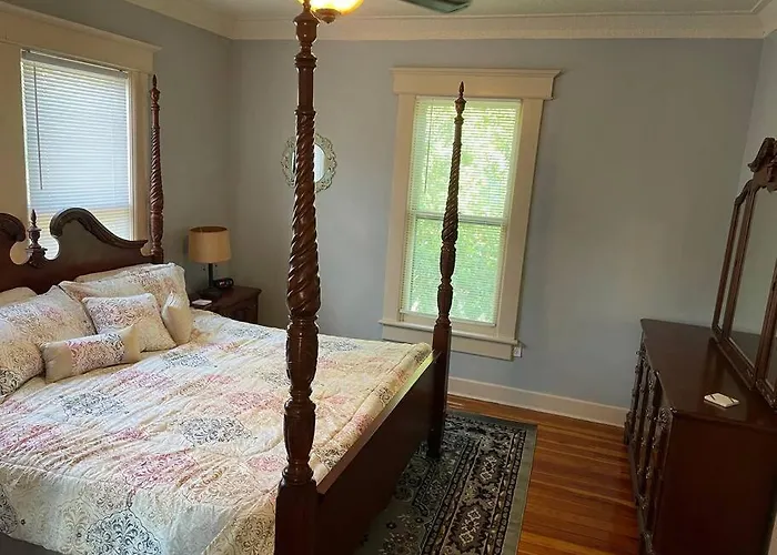 The Nash House | Historic Downtown Ocala 2/2