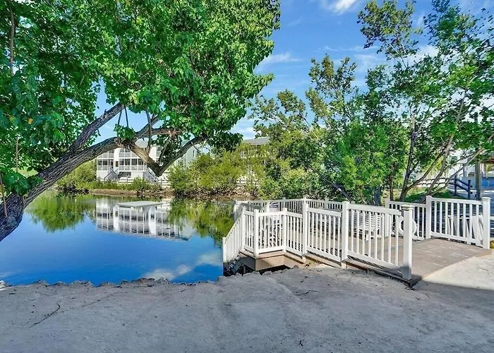 Kawama N2 In Key Largo, Beach, Lagoon, Pools, Tennis, Free Bikes And Canoes
