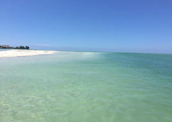 Newly Remodeled 8-Steps To Sand Path Of Beach! Unit D