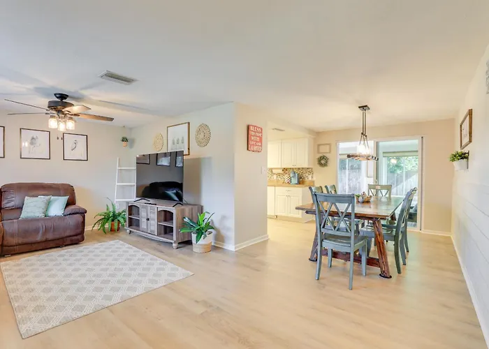 10 Mi To Anna Maria Island: Bradenton Family Home