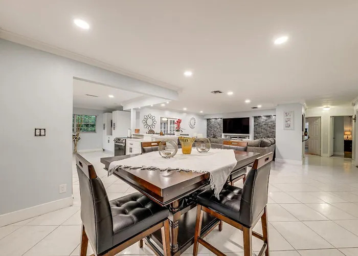 Boca Raton Home: Outdoor Kitchen, By Golf Courses