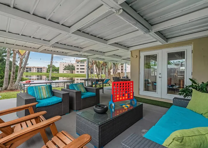 Waterfront Oasis Escape With 7 Seats Hot Tub!