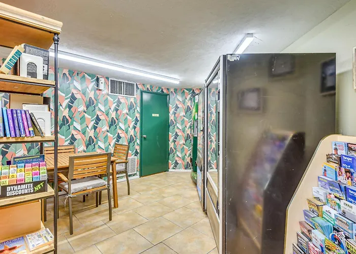 Daytona Beach Shores Condo W/ Ocean Views!