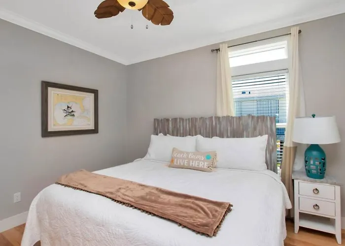 Ocean Breeze Oasis With Great Boating Access