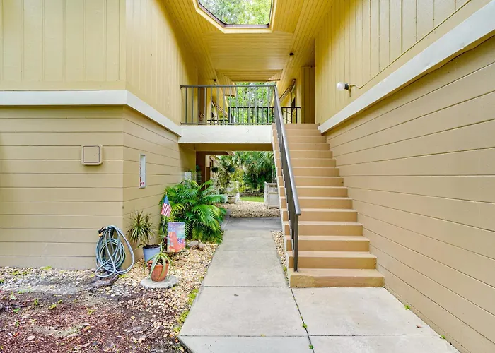 Condo W/ Pool & Beach Access Near Theme Park