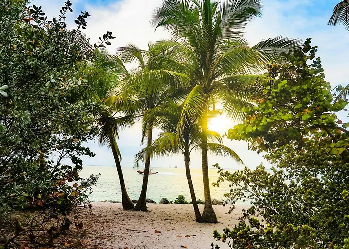 Boutique Stay - Near Beach, Psp4, Billiard Or Pingpong, Fire Pit, Private Yard