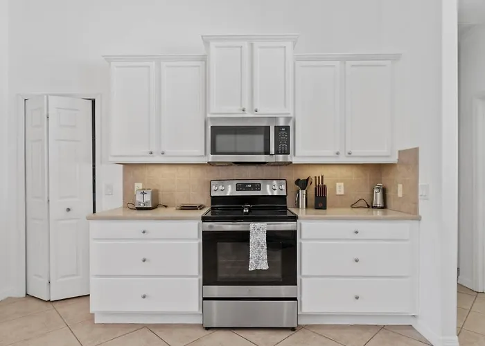 Cozy Escape: North Port 3Br With Heated Pool