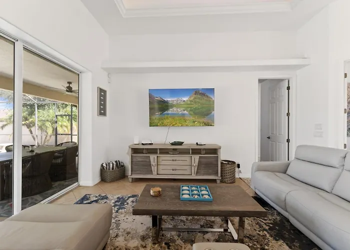 Cozy Escape: North Port 3Br With Heated Pool