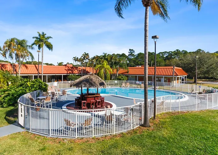 Vero Beach Inn & Suites Vero Beach I-95 (Adults Only)