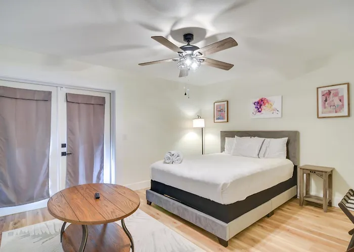 Idyllic Tampa Home W/ Private Pool: 11 Mi To Beach