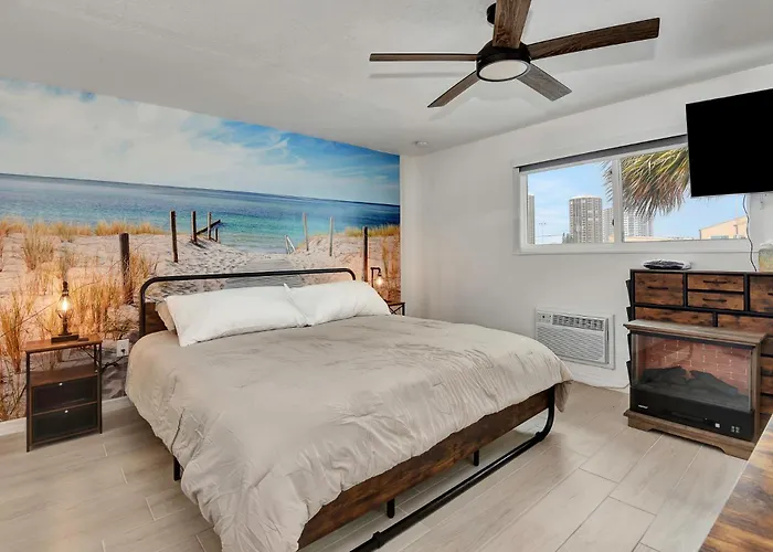 Cozy Studio Suite Near Beach W Kitchenette #11