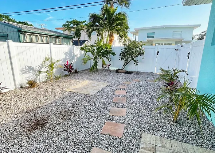 Delux 3Br House With Pool 3 Minute Walk To Beach
