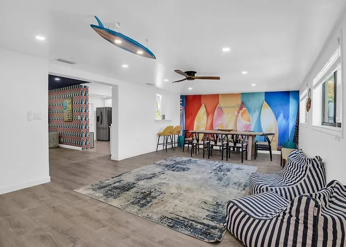 Surfs Up - 4 Bdrm House W Pool