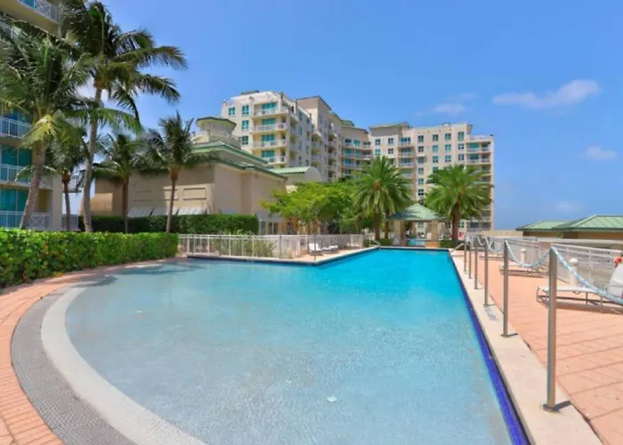 314S Nautical Beach Suite - 2 Beds!, Pools, Jacuzzi, Beach, Shops & Dog Friendly