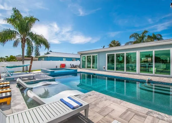 Tranquil Retreat Heated Pool, Spa, & Pool Table