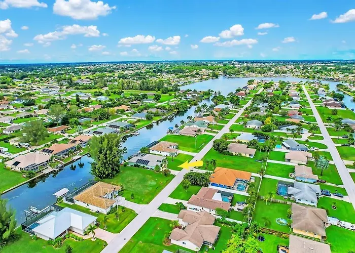 Sunshine Home Retreat Heated Pool On Canal