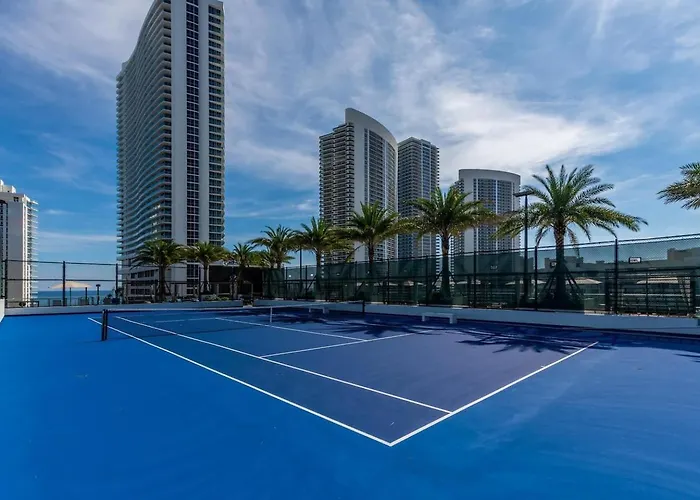Amazing Apartments At H Beach House