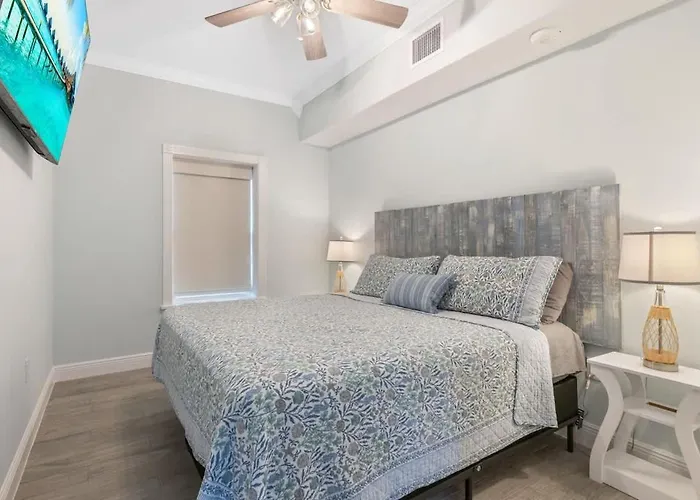 Waterside Condo In Sebastian