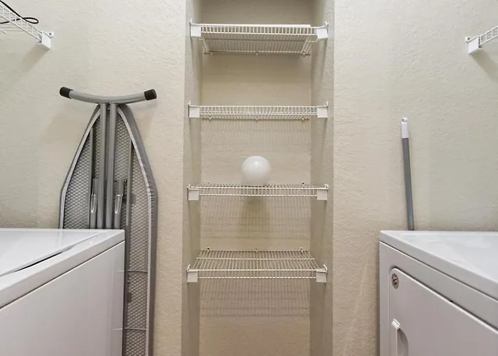 Landing Modern Apartment With Amazing Amenities