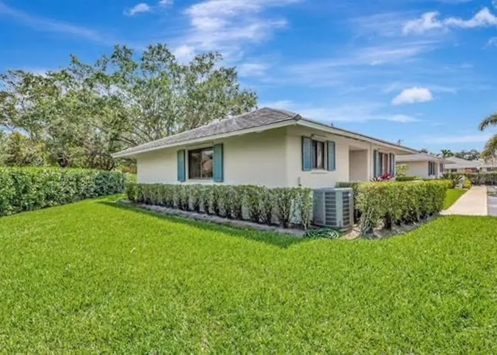 Private Cottage In West Palm Beach Florida