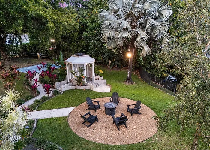 Family Villa W Heated Pool Gameroom Fire Pit
