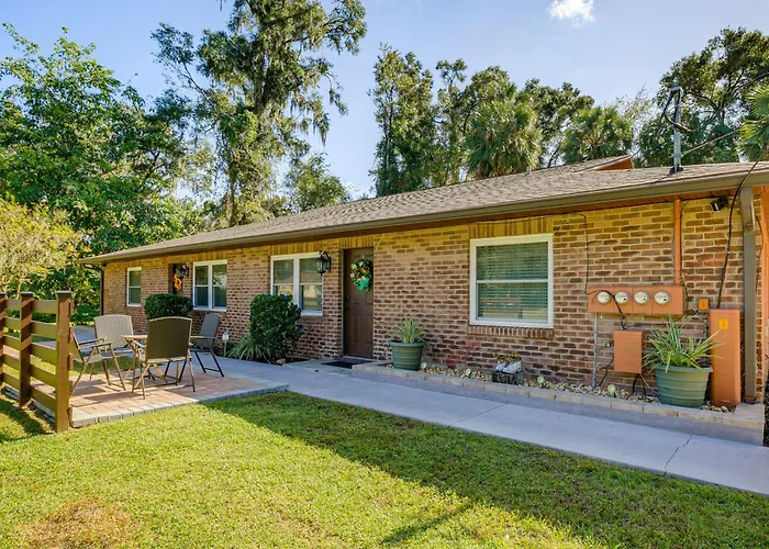 Apt 4 Mi To Ocala Dtwn Square! Easy Us-301 Access
