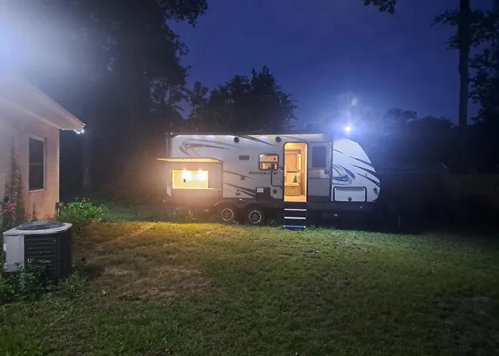 Cozy Caravan Near Capitol Fsu Famu