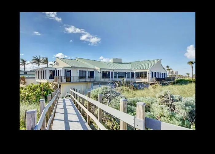 Private Beach Resort Condo, Hutchinson Island, Fl