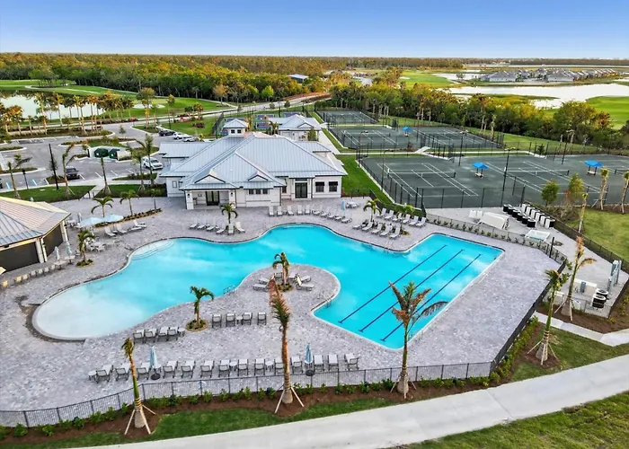 Charlotte County Villa 5902: Golf Pool Resort Getaway