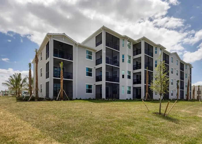 Luxury 3-Bed Condo 5879 At Heritage Landing Golf Club