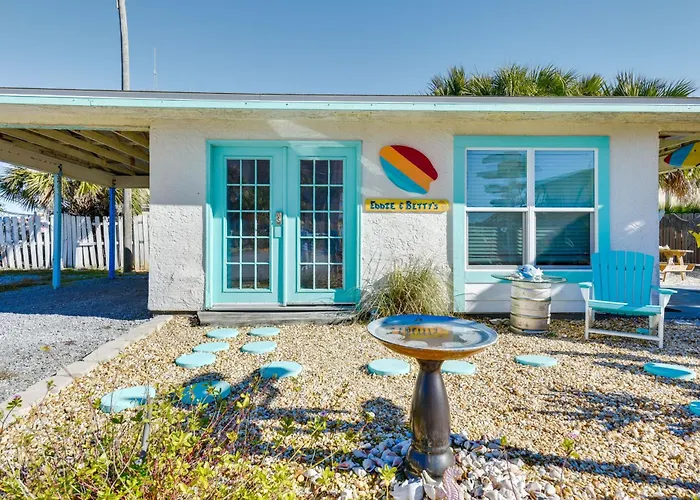 Pcb Studio W/ Private Patio: Steps To Beach!